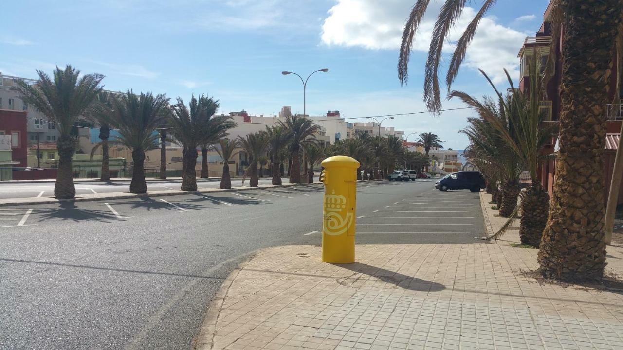 Relaxing Atico Playa Sardina Apartment Galdar Exterior photo